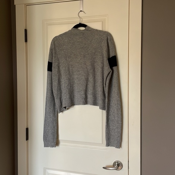 Brandy Melville Casey Quarter Zip Sweater - Picture 6 of 12